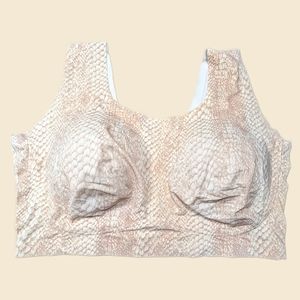 True & Co Full Cup Scoop Neck Bra